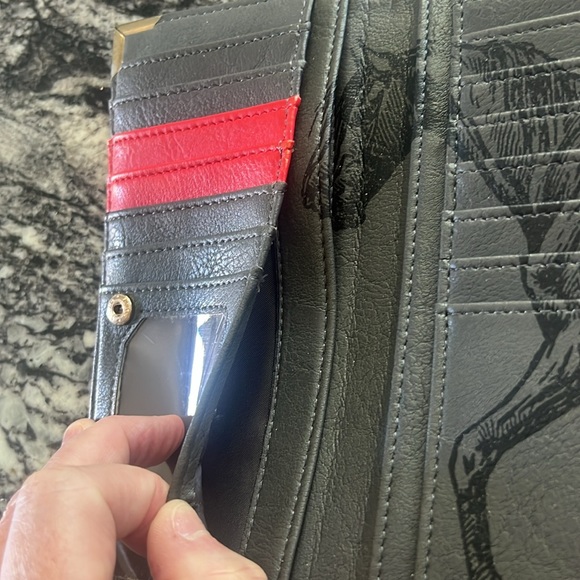 Red Clutch with Horse Design - Picture 4 of 10